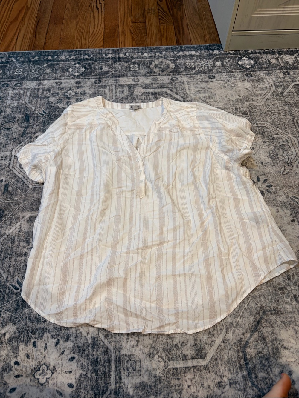 torrid White and Beige Striped Short Sleeve Tunic
